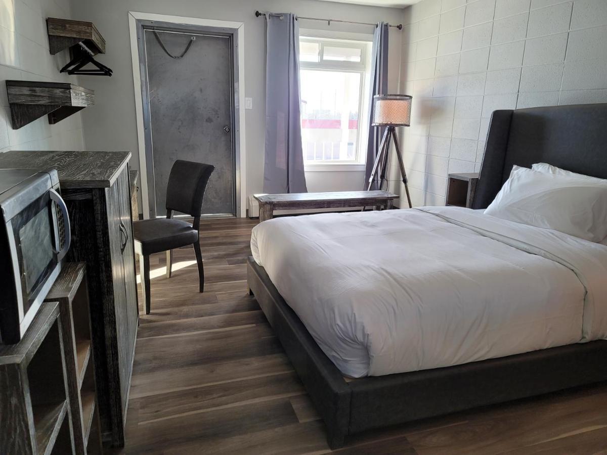 Parkside Inn Grande Prairie Exteriör bild